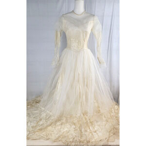 Vintage 1950s Ivory Lace Tulle Wedding Dress Long Sleeve Illusion Bodice Train
